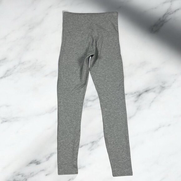 Fabletics Live-In High-Waisted Legging Size Small Classic Grey Heather Ankle - Picture 5 of 10